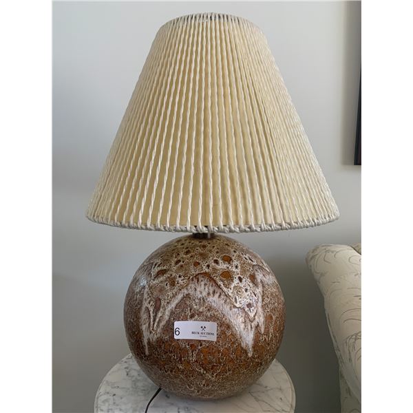 Circular Base Ceramic Lamp