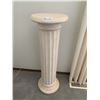 Image 1 : Plaster Greek Column