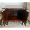 Image 5 : Vintage Strathroy Wooden Side Table w/ Cabinet
