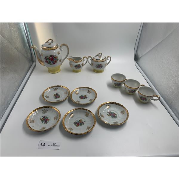 Japanese Gold/Metallic Rim China Set