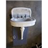 Image 1 : ANTIQUE ENAMELED CAST IRON PEDESTAL SINK - STANDARD IDEAL