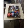 Image 1 : TRAY OF NEW AUTO PARTS: XENON HEADLIGHTS, SHIFTER RUBBER, INTERIOR BULBS, OIL FILTERS AND MORE