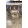 Image 2 : 2 DOUBLE STAINLESS SINKS