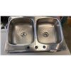 Image 3 : 2 DOUBLE STAINLESS SINKS