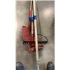 Image 2 : BUNDLE OF TOOLS, SHOVEL, RAKE, POLE PRUNER