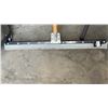 Image 2 : BOX OF ELECTRIC INSULATING VANISH AND NEW FLOOR SQUEEGIE WITH EXTRA HEAD