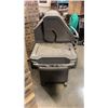 Image 10 : NAPOLEON PRESTIGE STAINLESS BARBECUE BBQ