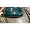 Image 2 : KENMORE ELEGANCE VACUUM WITH HEPA FILTER WORKING
