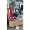 Image 1 : PALLET OF ESTATE GOODS