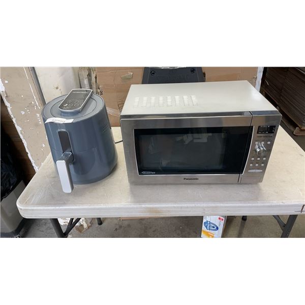 PANASONIC INVERTER 1100 WATT POWER GRILL MICROWAVE AND HAMILTON BEACH AIR FRYER