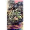 Image 8 : 2 LARGE BAGS OF JEWLERY AND JEWLERY PARTS