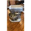 Image 1 : KITCHENAID PROFESSIONAL BOWL LIFT MIXER WORKING