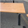 Image 2 : ELECTRIC LIFT DESK 60" X 24" WORKING