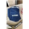 Image 3 : MONTREAL CANADIENS SHORTS SIZE 31, CANUCKS BAG, PATRIOTS MUG, EASTERN CONFRENCE 711 MUG AND HOCKEY S