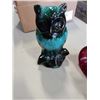 Image 2 : BLUE MOUNTAIN POTTERY OWL, ART GLASS DECORATION AND MUSICAL DANCING FIGURES