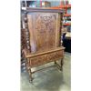 Image 1 : ANTIQUE CARVED CABINET