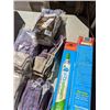 Image 2 : 3 SPENT SODASTREAM CO2 CANNISTERS AND WORK GLOVES