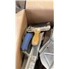 Image 3 : TRAY OF DRYALL TOOLS