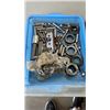 Image 2 : 3 TRAYS OF MACHINING PARTS, DRILL BITS, BOLTS, STAINLESS HARDWARE