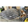 Image 1 : DOG BED AND 2 BRISTOL DOOR MATS