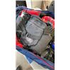 Image 2 : BAG WITH WIND RIVER BLANKET, HIKING WATER CARRIER, WATER GUN AND SNORKLING SLIPPERS