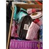 Image 2 : TRAY OF DISPOSABLE CUPS, FOOD TRAYS AND NAPKINS