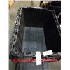 Image 2 : 5 TOTES WITH BUILT IN LIDS
