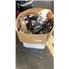 Image 1 : BOX OF ESTATE GOODS