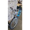 Image 2 : BLUE INFINITY BIKE