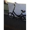 Image 2 : MAROON SCHWINN BIKE