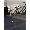 Image 2 : GREY HYPER BIKE