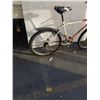 Image 2 : WHITE ORANGE NORCO BIKE