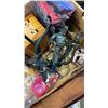 Image 2 : TRAY OF COLLECTIBLES, THOMAS AND FRIENDS TRAINS, KUBROS FIGURES, NEW FIGURES