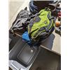 Image 2 : LOT OF BACKPACKS, FANNY PACKS AND 8 UMBRELLAS