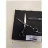 Image 2 : 2 NEW STAINLESS BARBER SCISSORS