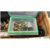Image 2 : TRAY OF WATCHES AND JEWELRY