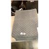Image 2 : 100 NEW 16" X16" SPILL ABORBANT PADS