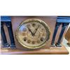 Image 8 : 3 MANTLE CLOCKS AND 2 WALL CLOCKS