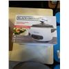 Image 8 : 2 METAL FANS AND BLACK AND DECKER 14 CUP RICE COOKER