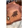 Image 2 : SIGNED CLAY MASK