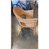 Image 2 : 3 WICKER CHAIRS