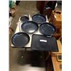 Image 1 : LOT OF 5 BLUE DIAMOND PANS