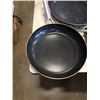 Image 2 : LOT OF 5 BLUE DIAMOND PANS