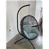 Image 2 : BRAND NEW SINGLE SWING CHAIR W/ BLUE CUSHION - RETAIL $699