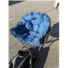 Image 2 : OVERSIZED MAC SPORTS TUB ARMCHAIR WITH CARRY BAG