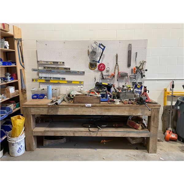 CONTENTS OF WOODEN WORKBENCH INCLUDING TOOLS, HARDWARE, BENCH VISE ...
