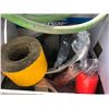 Image 2 : PALLET OF ASSORTED MISCELLANEOUS CONSTRUCTION ITEM, GARDEN HOSES & TAPE