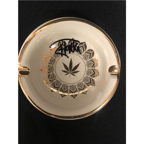 TOMMY CHONG SIGNED  420  ASHTRAY (GCG)