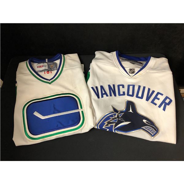 VANCOUVER CANUCKS JERSEY LOT