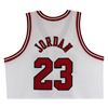 Image 2 : Bulls Michael Jordan Authentic Signed White 1997-98 Nike Jersey UDA